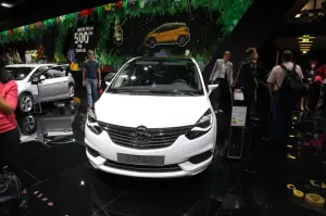 Opel Zafira - Salone di Parigi 2016 - 1