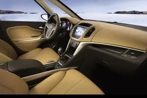 Opel Zafira Tourer Concept - 3
