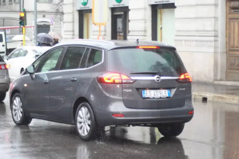 Opel Zafira Tourer: prova su strada - 15