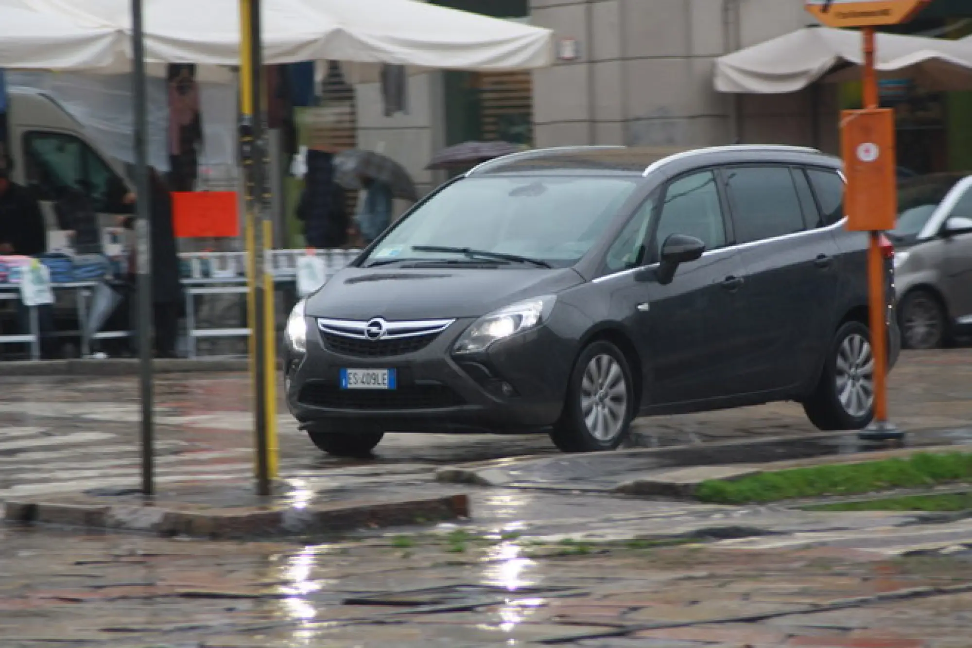 Opel Zafira Tourer: prova su strada - 23