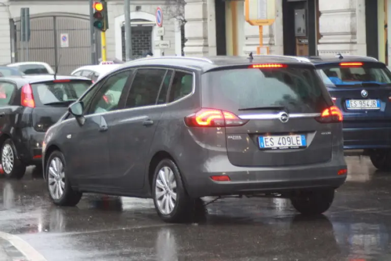 Opel Zafira Tourer: prova su strada - 26