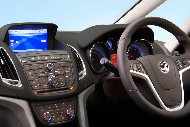 Opel Zafira Tourer - 8