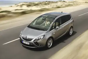 Opel Zafira Tourer - 19