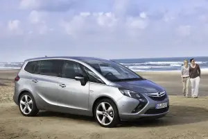 Opel Zafira Tourer - 20