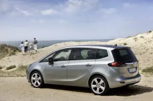 Opel Zafira Tourer - 23