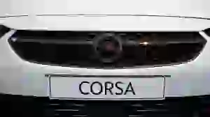 Opel corsa 2019 anteprima - 27