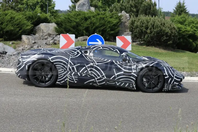 Pagani C10 - Foto Spia 24-05-2022 - 8