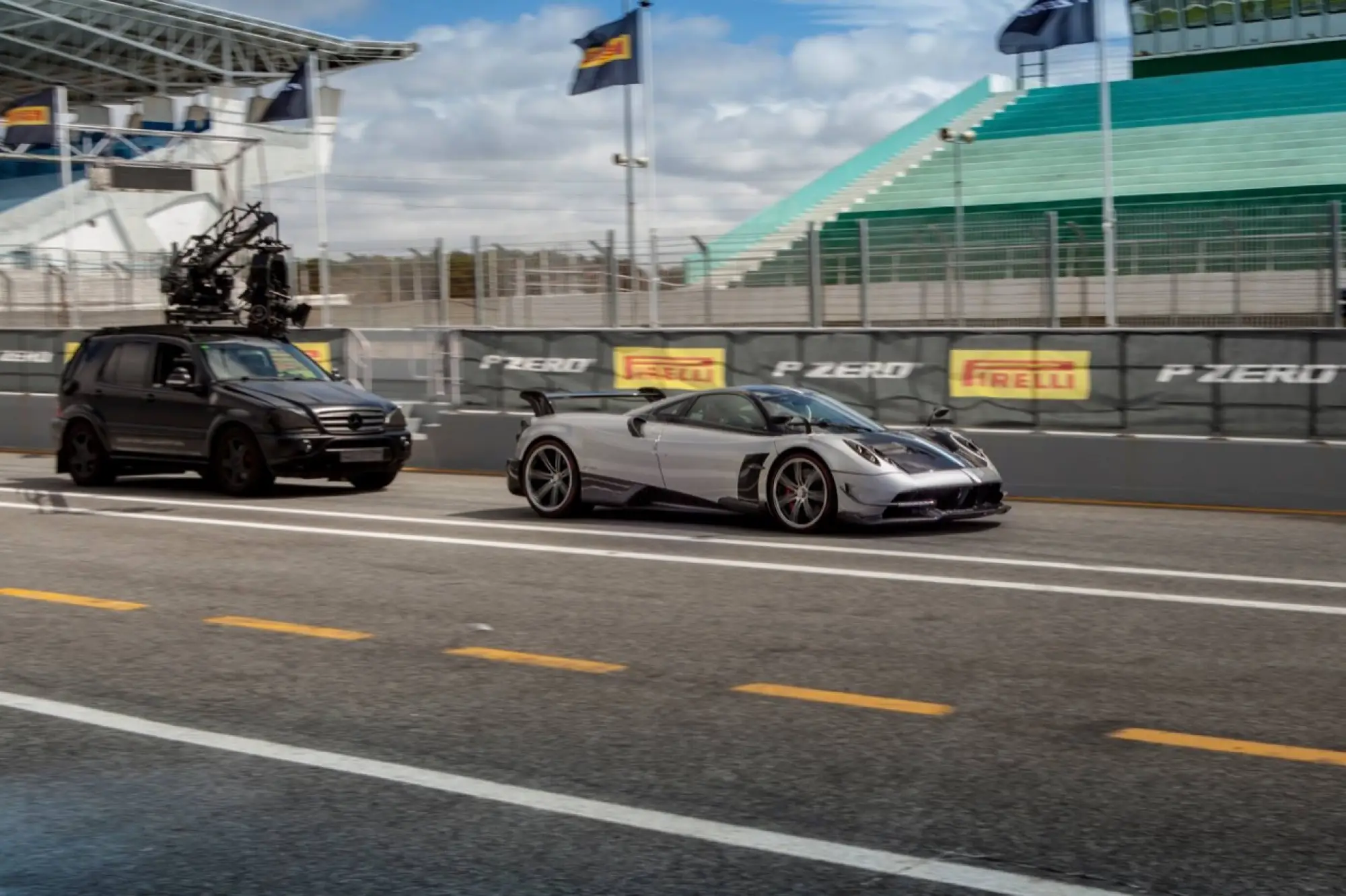 Pagani Huayra BC con gomme Pirelli P Zero al Circuito di Estoril - 2