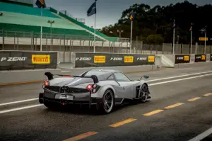 Pagani Huayra BC con gomme Pirelli P Zero al Circuito di Estoril