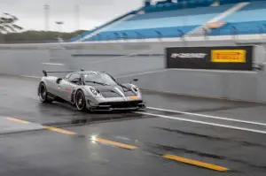 Pagani Huayra BC con gomme Pirelli P Zero al Circuito di Estoril