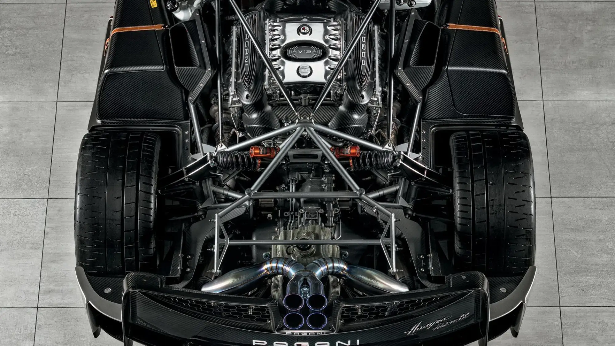 Pagani Huayra BC Roadster - 13
