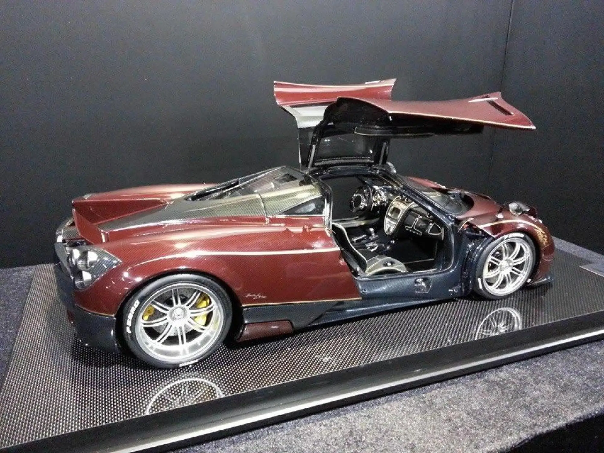 Pagani Huayra Dinastia special edition - 1