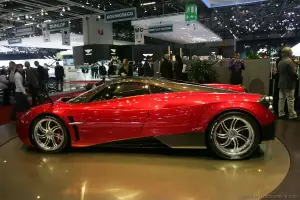 Pagani Huayra Ginevra 2011 - 19