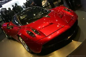 Pagani Huayra Ginevra 2011 - 21