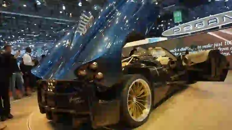 Pagani Huayra Roadster - Salone di Ginevra 2017 - 7