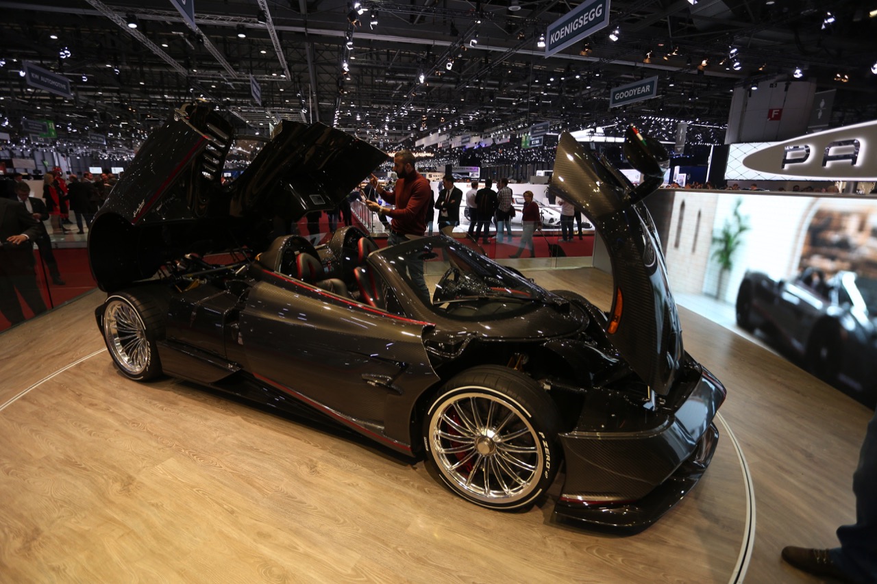 Pagani Huayra Roadster - Salone di Ginevra 2018