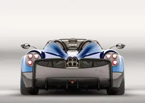 Pagani Huayra Roadster