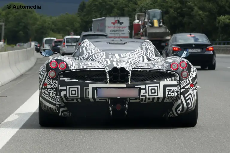 Pagani Huayra SE - Foto spia 10-07-2015 - 6