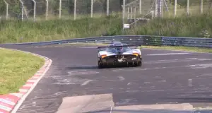 Pagani Zonda R Evolution foto spia - 4