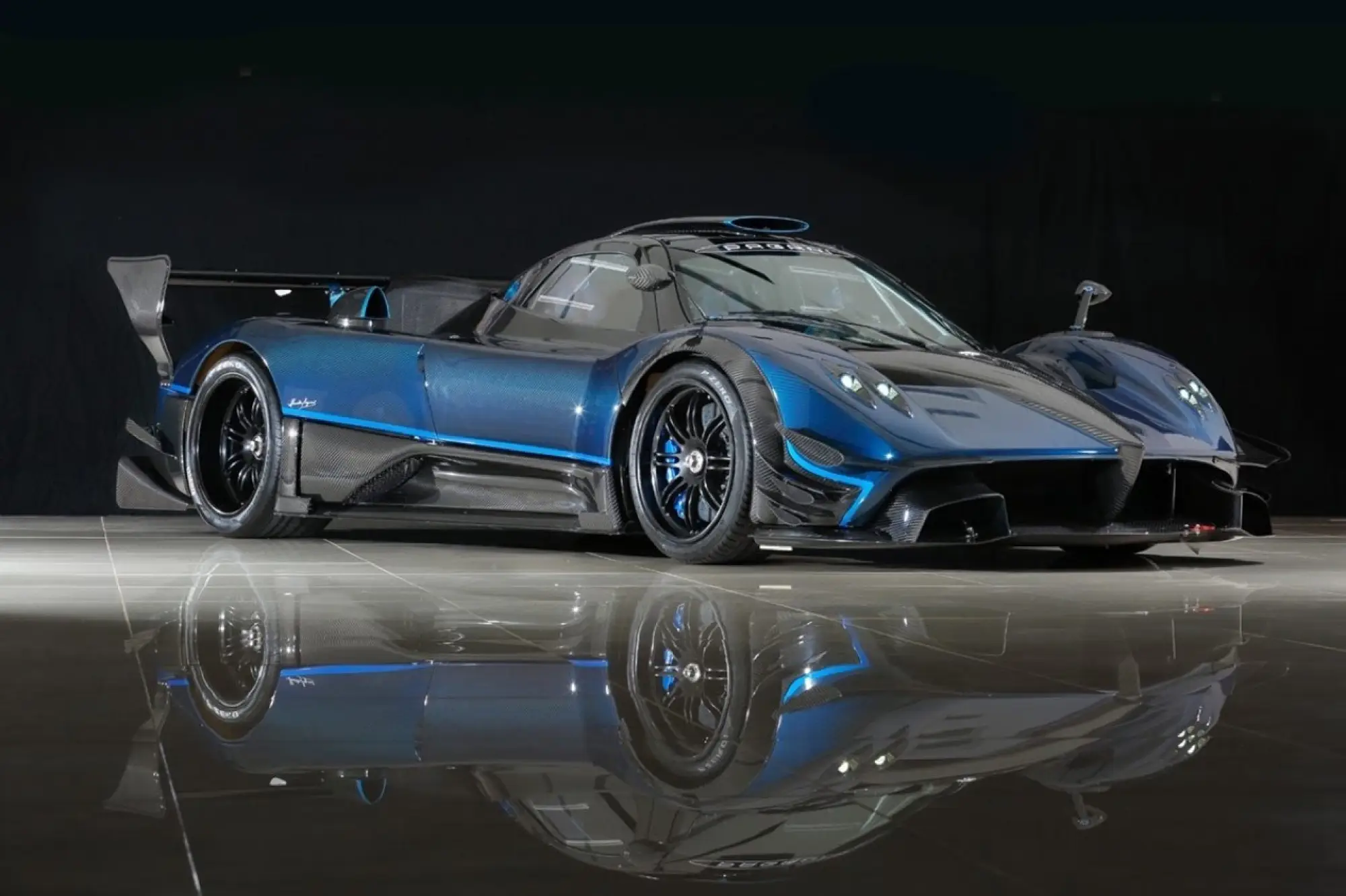 Pagani Zonda Revolucion 1 di 5 - BH Auction  - 3