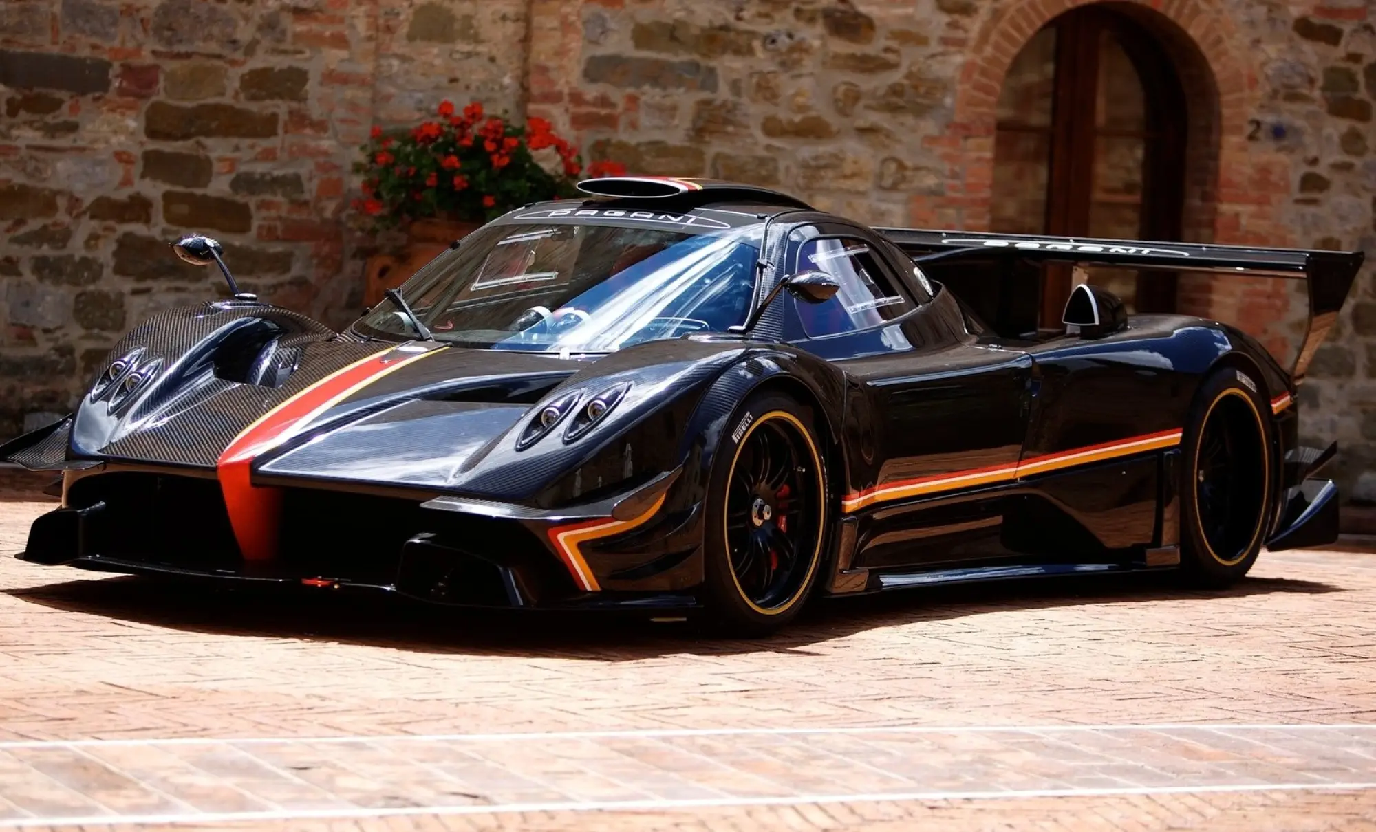 Pagani Zonda Revolucion 2013 - 4