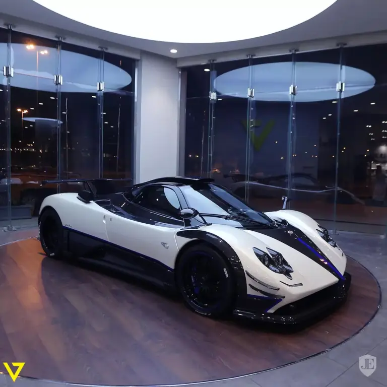 Pagani Zonda Riviera 2017 - 16