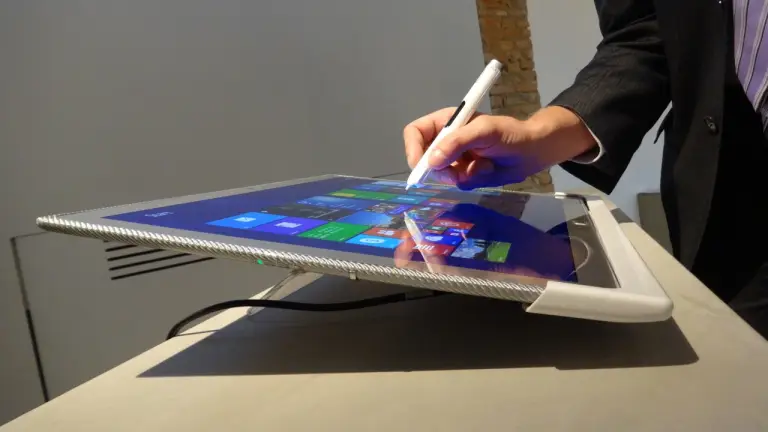 Panasonic Toughpad 4K UT-MB5 - 3