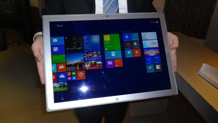 Panasonic Toughpad 4K UT-MB5 - 15