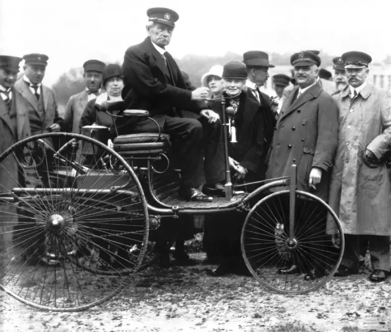 Patent Motorwagen di Karl Benz - Mercedes Benz festeggia l'anniversario - 4