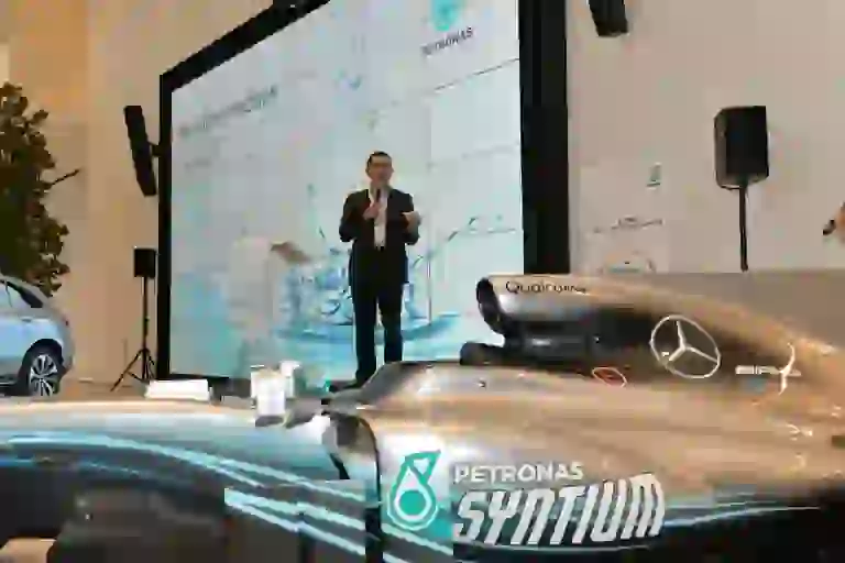 Petronas - Simposio fluidi per veicoli elettrici - 4