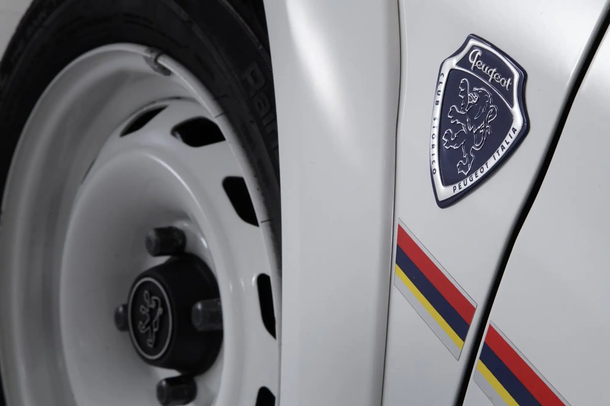 Peugeot 106 RALLYE - 9