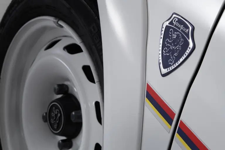 Peugeot 106 RALLYE - 9