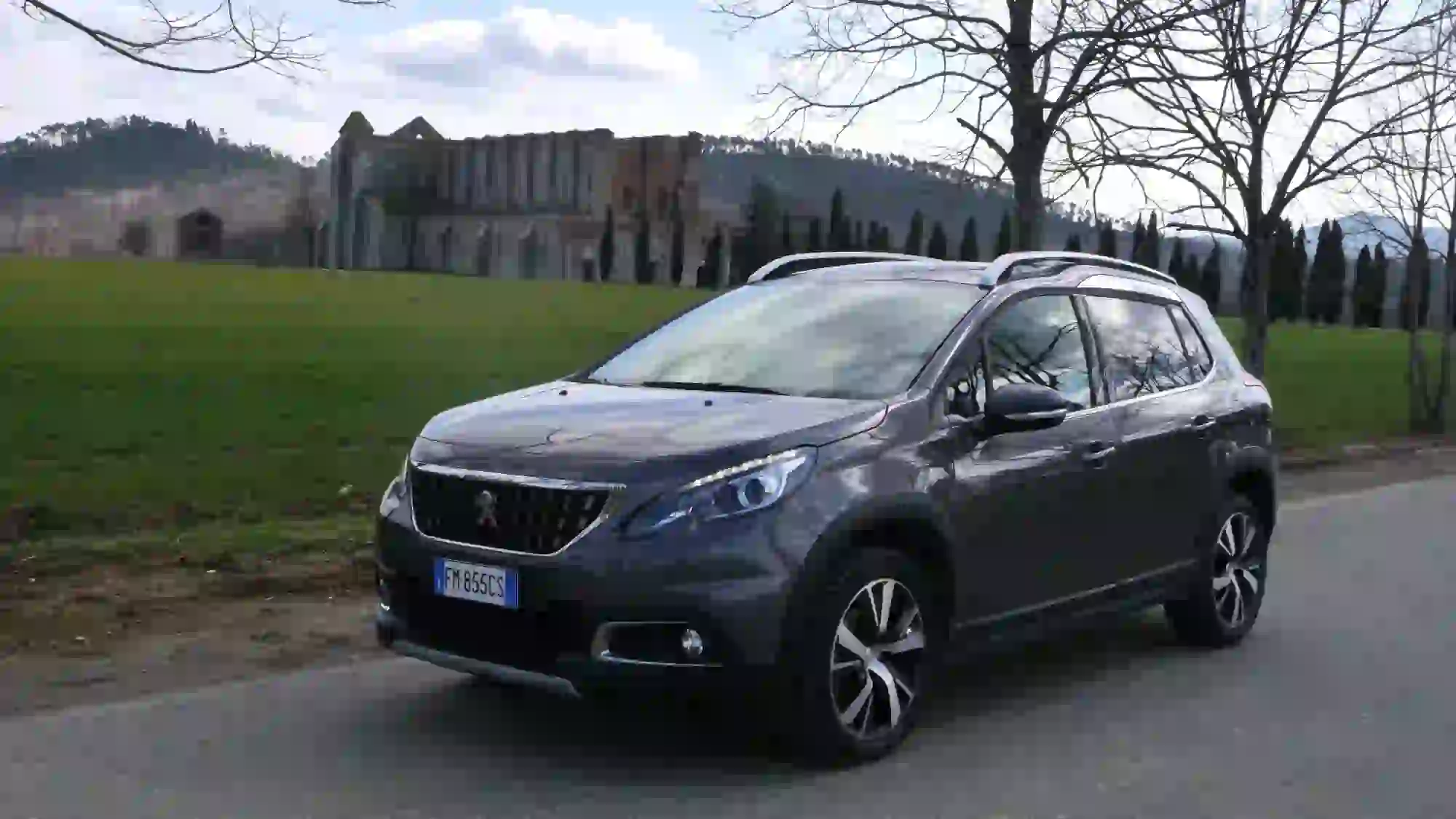 Peugeot 2008 - Abbazia di San Galgano - 1