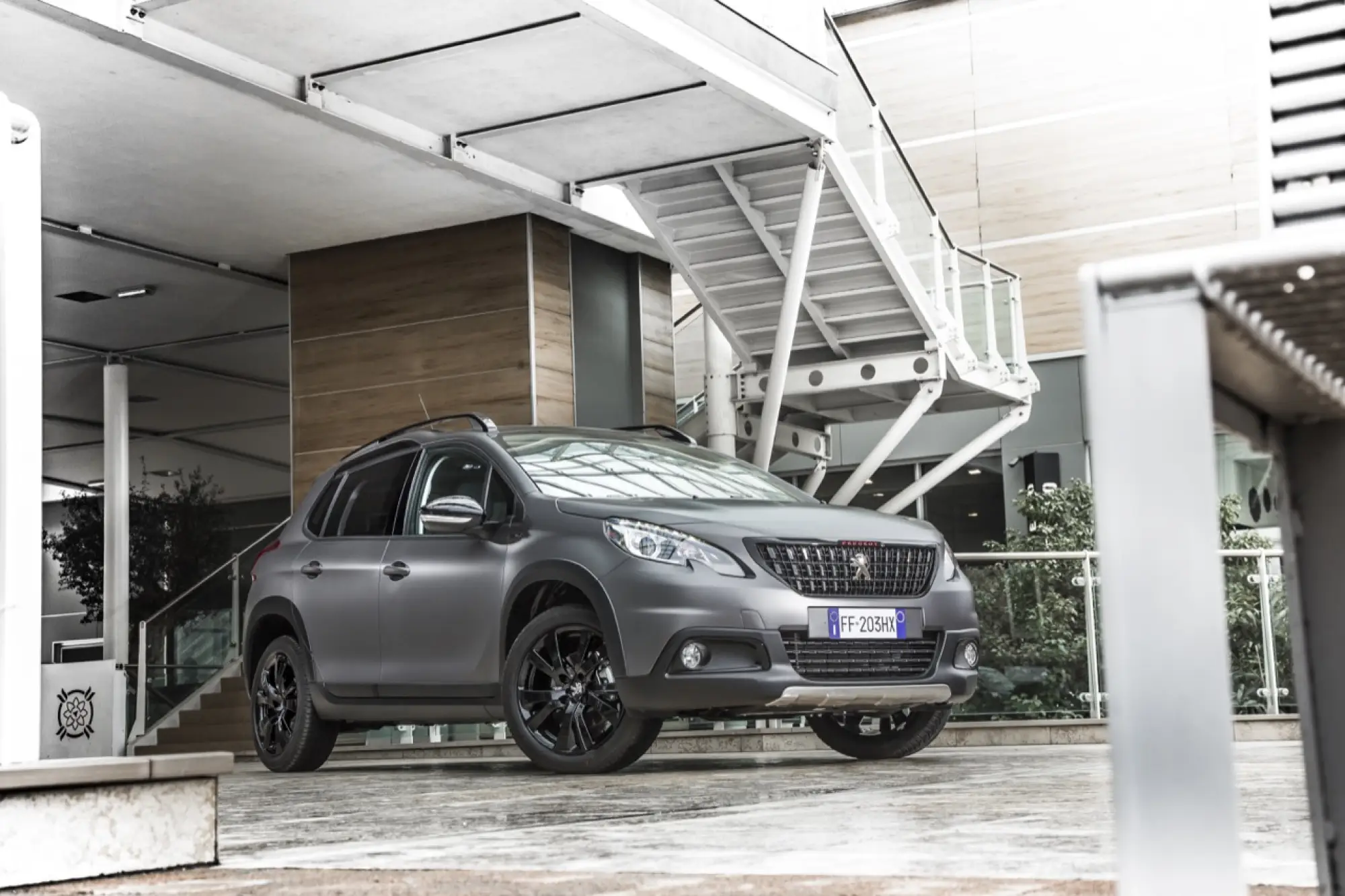 Peugeot 2008 Black Matt - 13