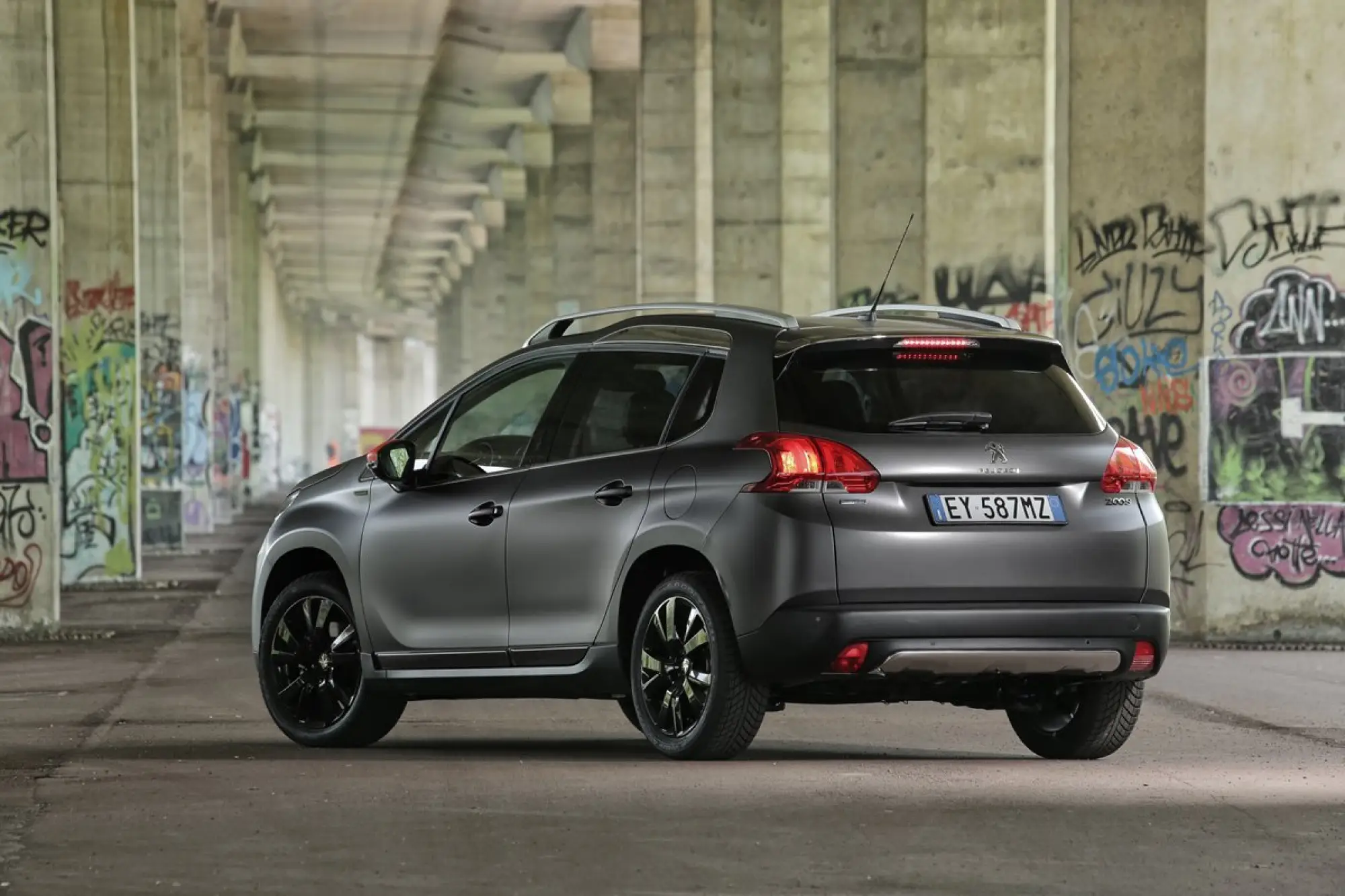 Peugeot 2008 BLACK MATT - 4