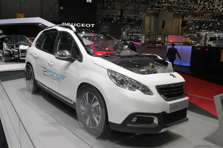 Peugeot 2008 Hybrid Air - Salone di Ginevra 2014 - 3