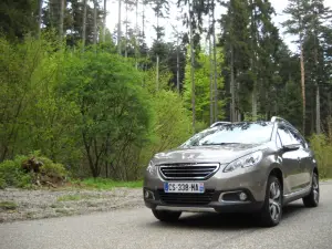 Peugeot 2008 prova su strada