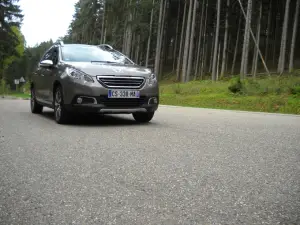 Peugeot 2008 prova su strada