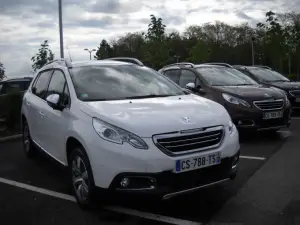 Peugeot 2008 prova su strada