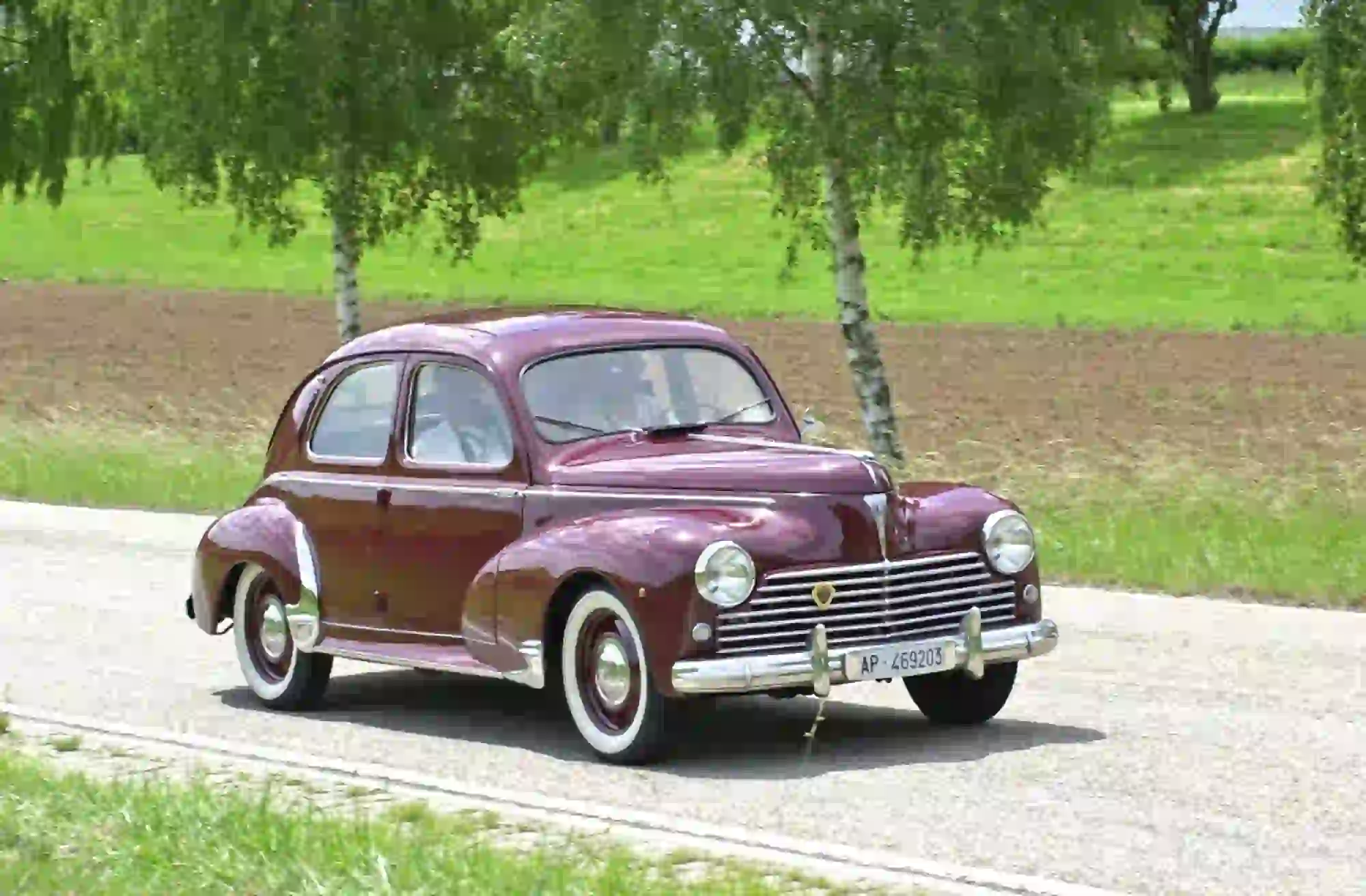 Peugeot 203 - la storica che risale al 1948 - 4