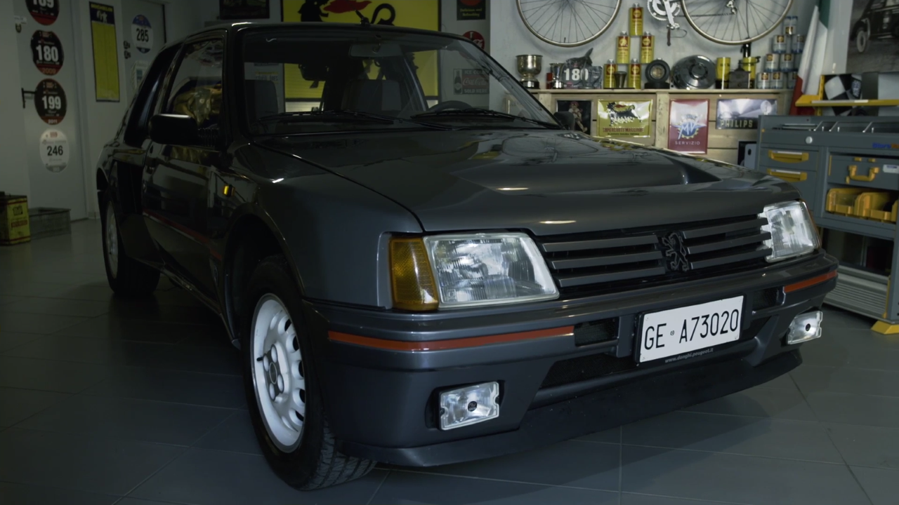 Peugeot 205 Turbo 16 Stradale 