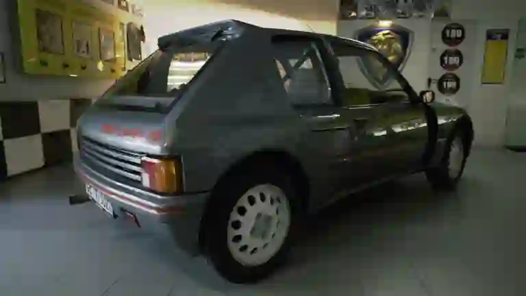 Peugeot 205 Turbo 16 Stradale  - 3