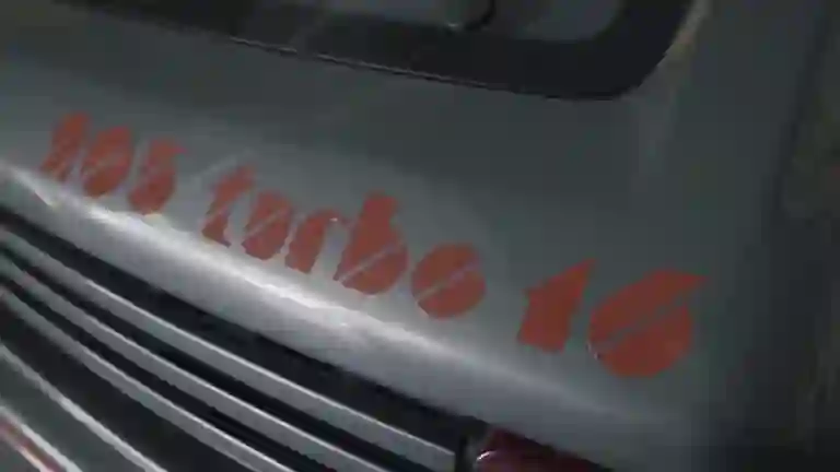 Peugeot 205 Turbo 16 Stradale - 4