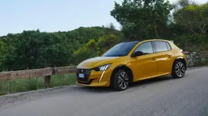 Peugeot 208 2020