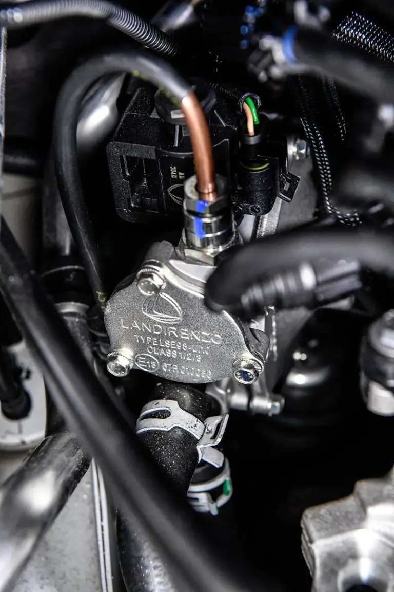 Peugeot 208 GPL - 2