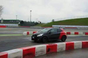 Peugeot 208 GTi 30th Anniversary - Primo contatto