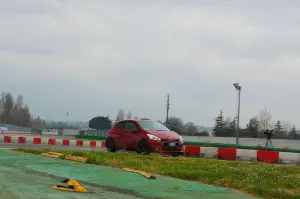 Peugeot 208 GTi 30th Anniversary - Primo contatto - 29