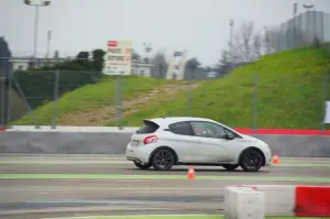 Peugeot 208 GTi 30th Anniversary - Primo contatto