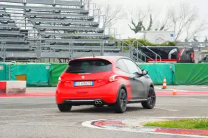 Peugeot 208 GTi 30th Anniversary - Primo contatto