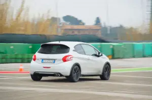 Peugeot 208 GTi 30th Anniversary - Primo contatto